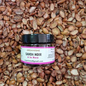 Savon Noir à la Rose
